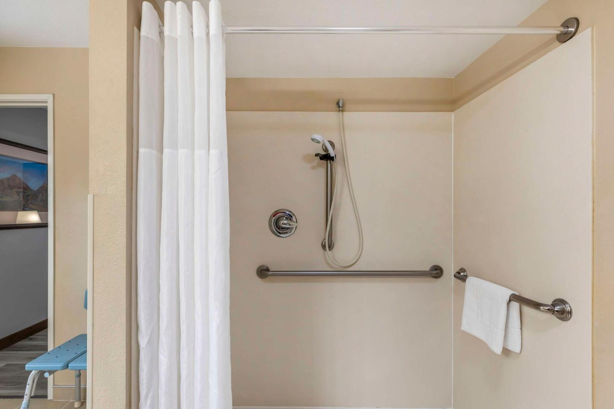 Best Western Denver Southwest Lakewood Exterior photo