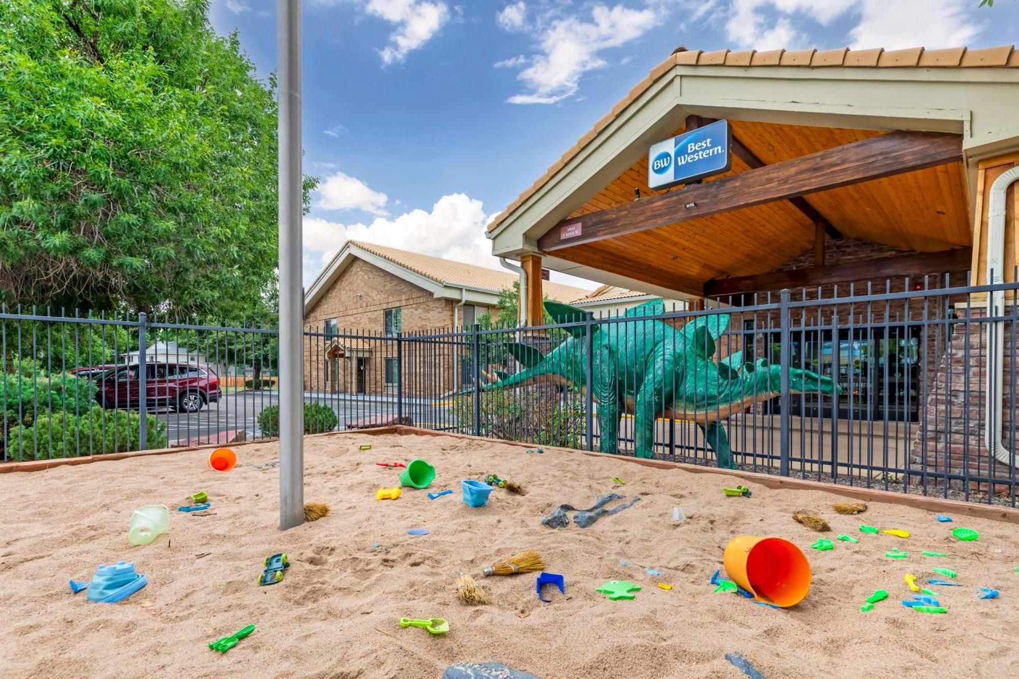 Best Western Denver Southwest Lakewood Exterior photo